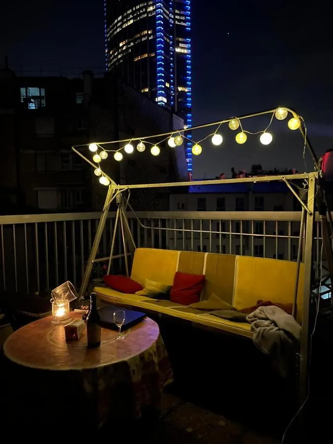 Big Apartment With Terrace & Central Location Париж