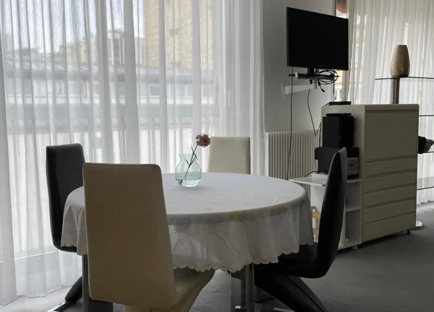 Big Apartment With Terrace & Central Location Париж 0*,  Франция