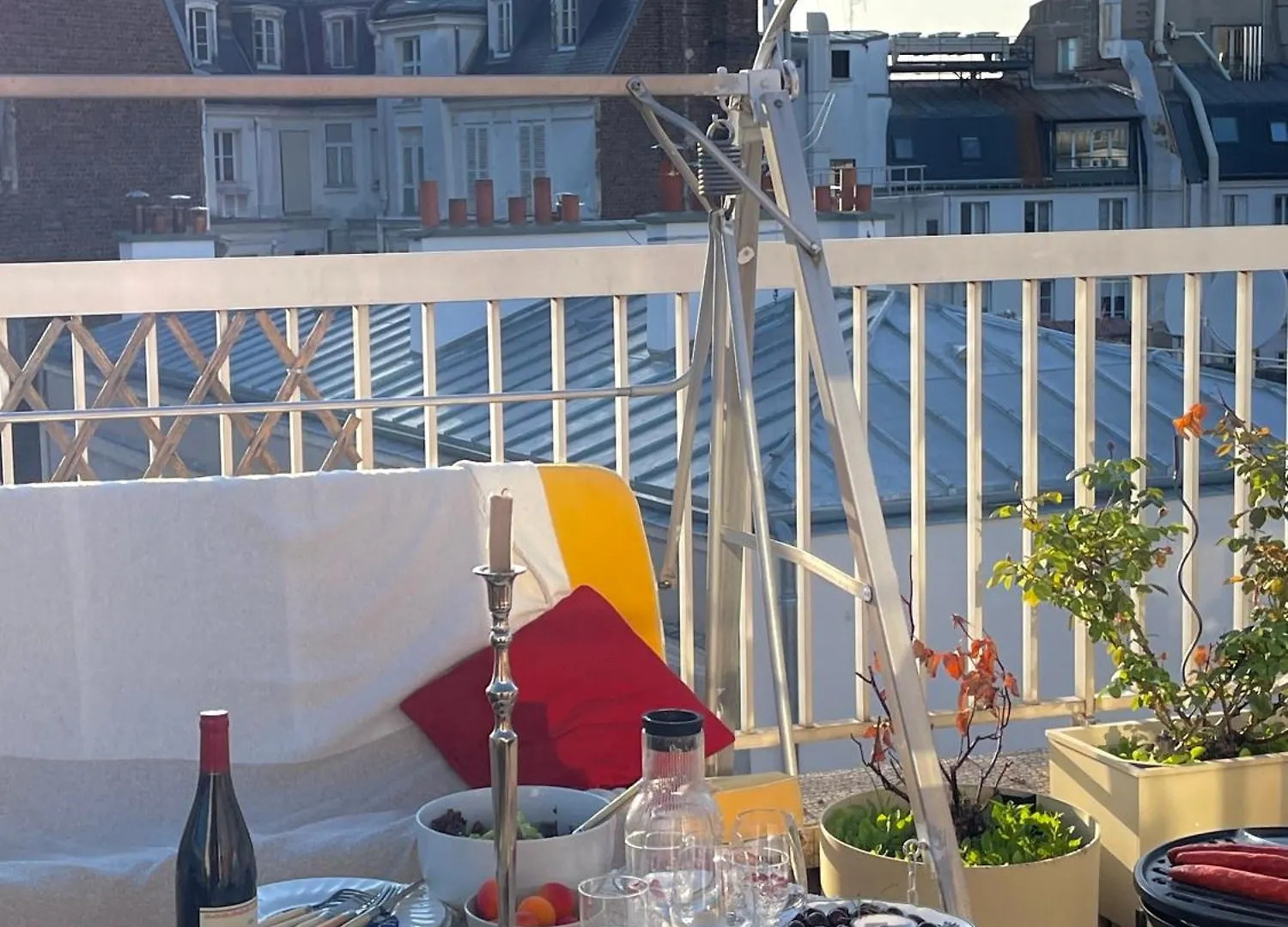 Big Apartment With Terrace & Central Location Париж